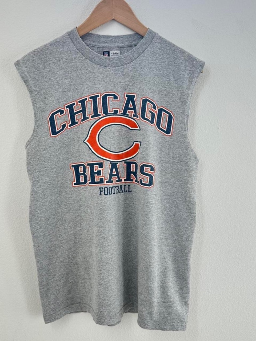 NWT Mens Chicago Bears NFL Team Apparel Grey Sleeveless T-Shirt
